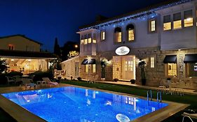 Salbakos Herakleia Hotel